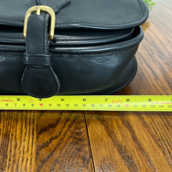 Vintage 70's / 80’s COACH Crossbody Black Leather Saddle Bag Purse 1007 - Picture 4 of 7